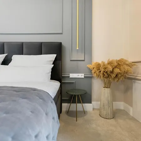 New I Luxus I Kingbed I Center Augsburg